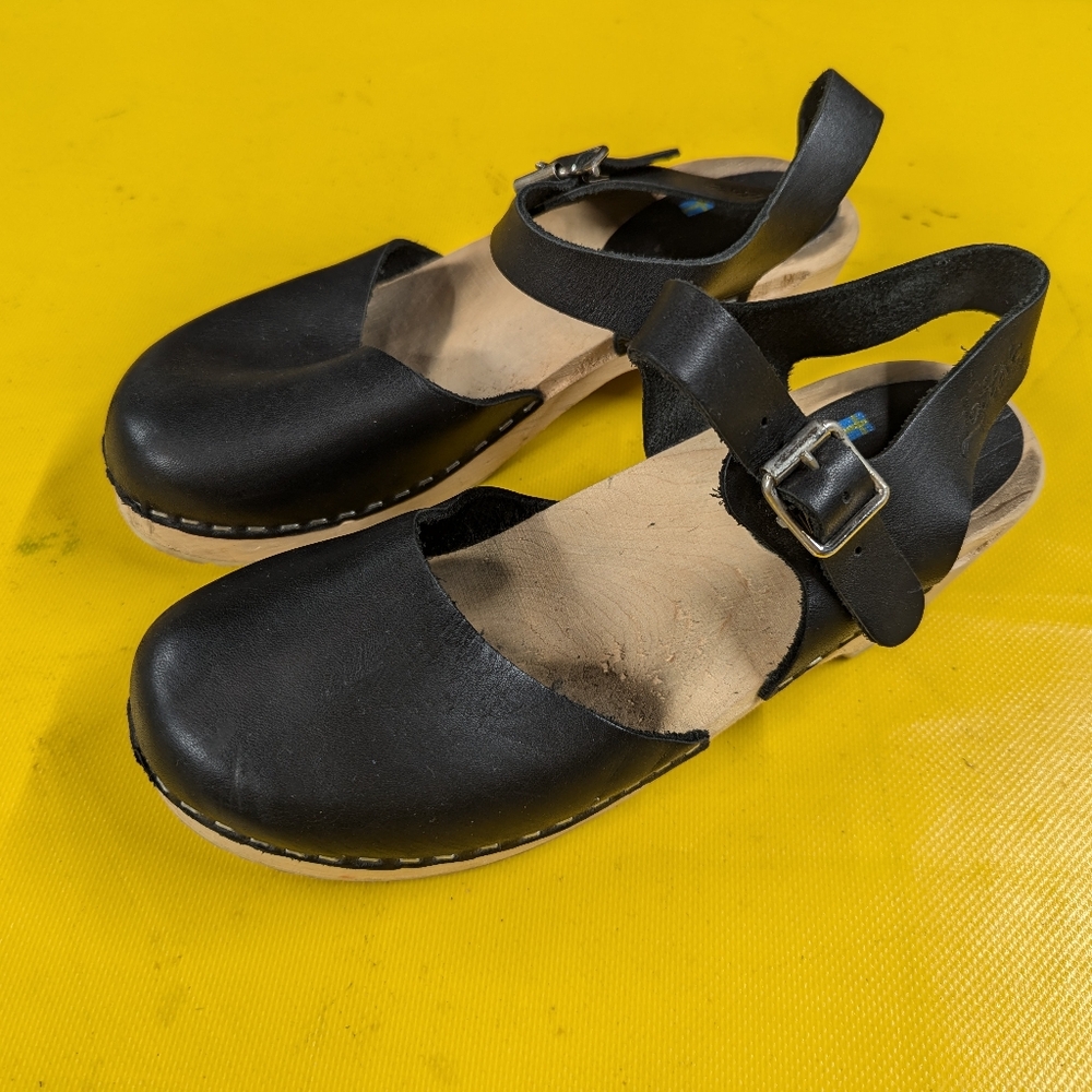 Lotta from Stockholm Black Leather Clogs 38 / 7.5